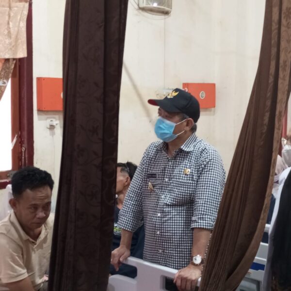 Pastikan Pelayanan Kesehatan Maksimal, Bupati Lahat Bursah Zarnubi Lakukan Kunjungan di RSUD Lahat