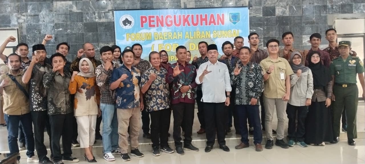Komitmen Menjaga Ekosistem Sungai di Tengah Ancaman Pertambangan
