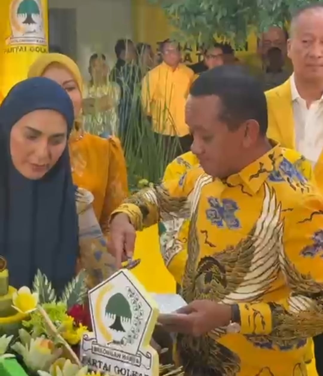 Hadiri Serangkaian HUT ke 61 Partai GOLKAR, Kader Muda Golkar Putri Nabila Damayanti, SH Ucapkan Selamat