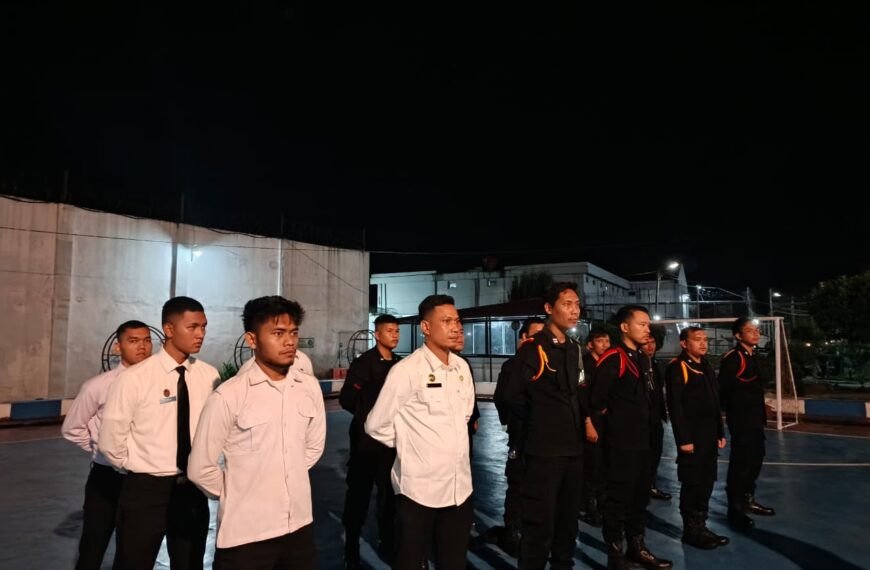 Pastikan Blok Hunian Steril dari Handphone Ilegal, Lapas Narkotika Pematangsiantar Laksanakan Razia Internal