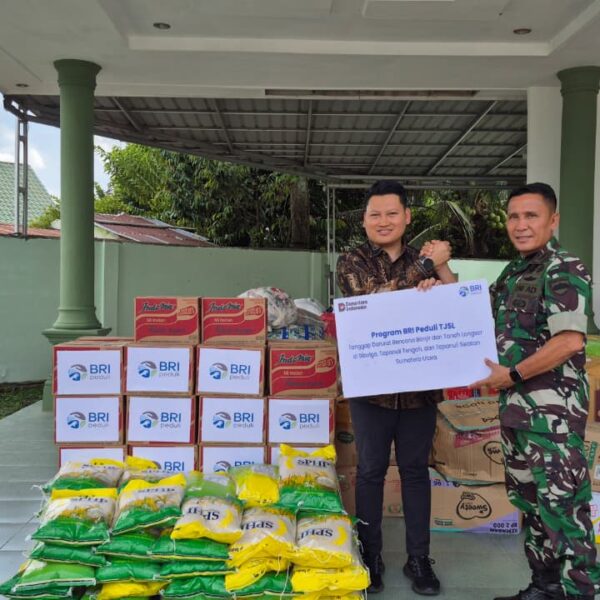 BRI Rantauprapat Kembali Salurkan Bantuan untuk Korban Banjir Bandang dan Longsor
