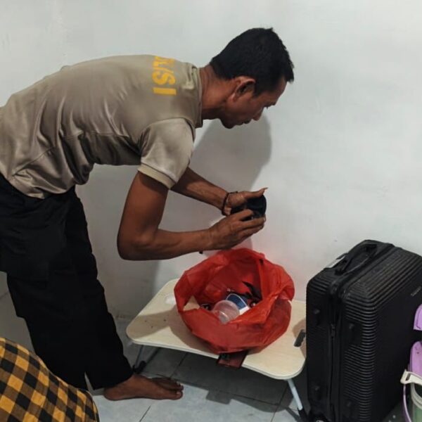 Respon Cepat Aduan Warga! Polsek Marbau Gerebek Rumah Diduga Sarang Sabu